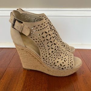 Marc Fisher Espadrille Wedges Size 7.5